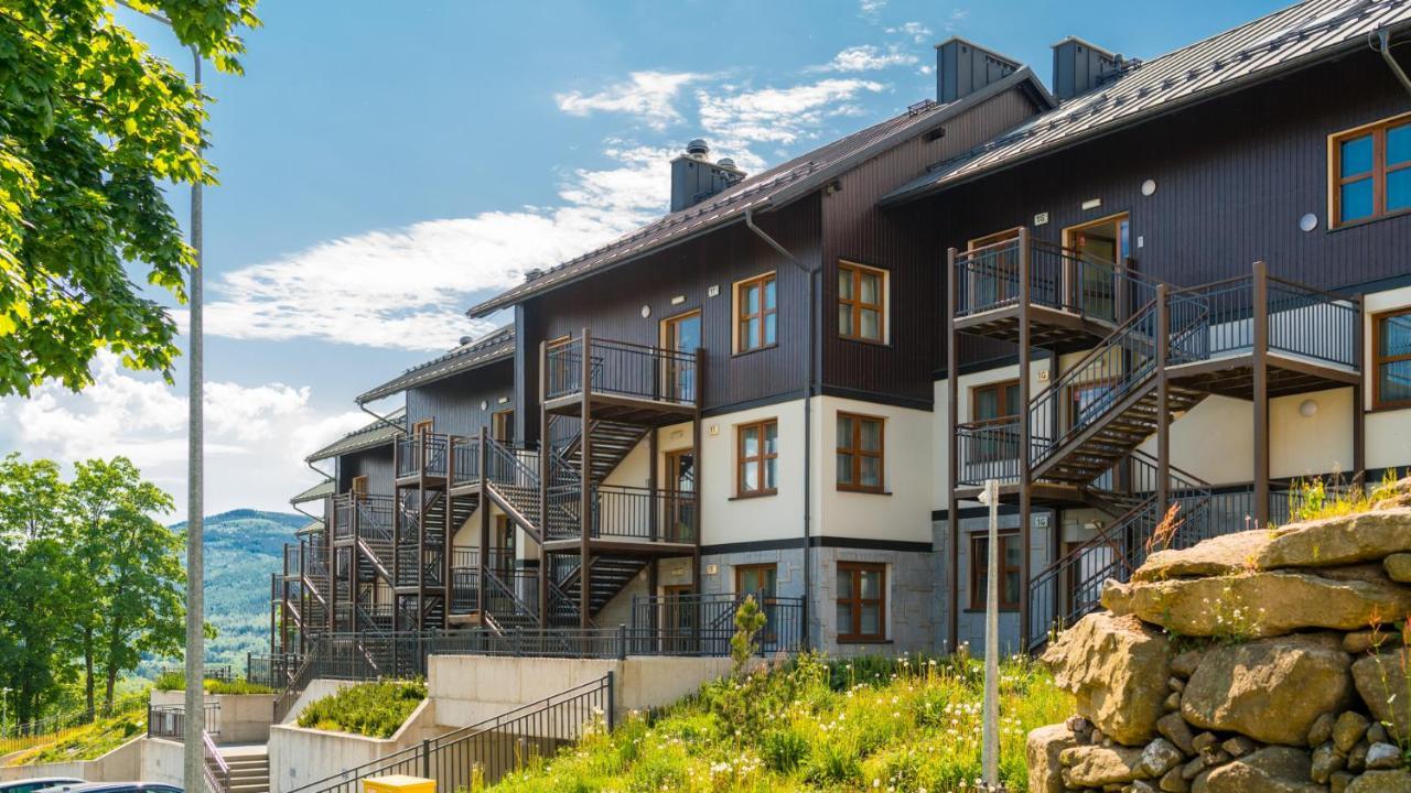 Hello Apartamenty - Wiking Przy Wyciagu Narciarskim Karpacz Kültér fotó